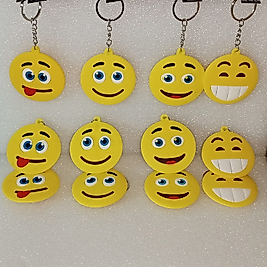 ( 4 MODEL X 3 ER ADET = 12 ADET )  1 SET GÜLEN SURAT EMOJİ GÜNLÜK KULLANIM ANAHTARLIK SETİ (SATIŞ & SERGİLEME ASKILIĞI İLE BERABER)